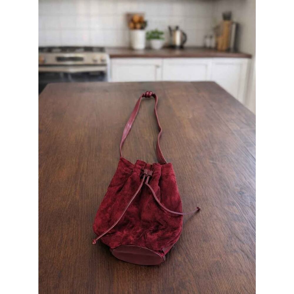 Burgundy Suede Bucket Bag – Vintage Style